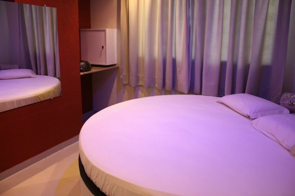 Bangalô Motel by Drops Santa Maria  Extérieur photo